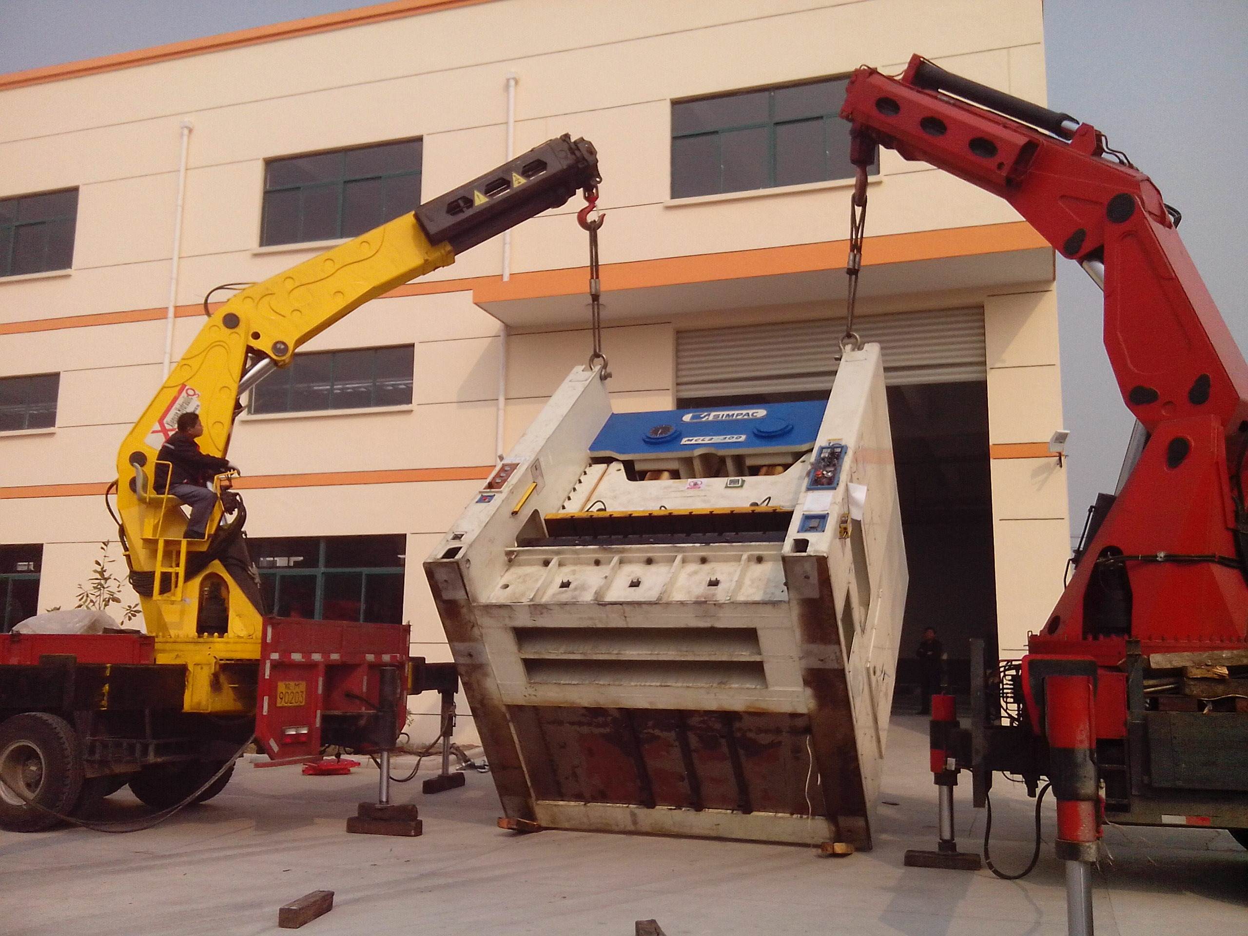 德宏企业搬迁-大型特种设备搬迁